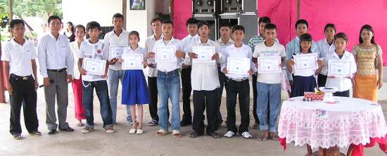 The students with their certificates