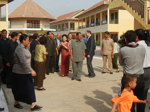 PM Hun Sen arrives