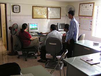 Tashi Bradford with sign language researchers